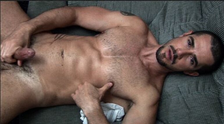 Dean Monroe in BONUS 1