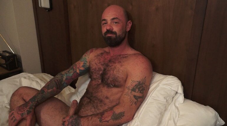 Rogue Status - Interview in FUCK ME, BRO!