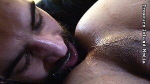 BUTT SNACK